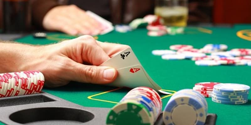 Giới thiệu về cách chơi poker 2 lá tại Manclub